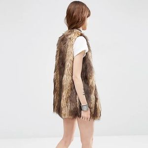 ASOS sleeveless coat fur vest sold out